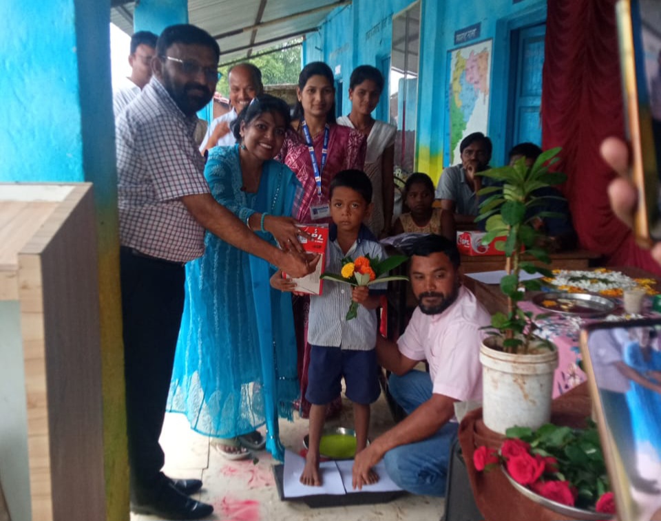 साखरशेत शाळेत प्रवेशोत्सव उत्साहात साजरा.इयत्ता पहिलीच्या नवोदित विद्यार्थ्यांचे जल्लोषात स्वागत.