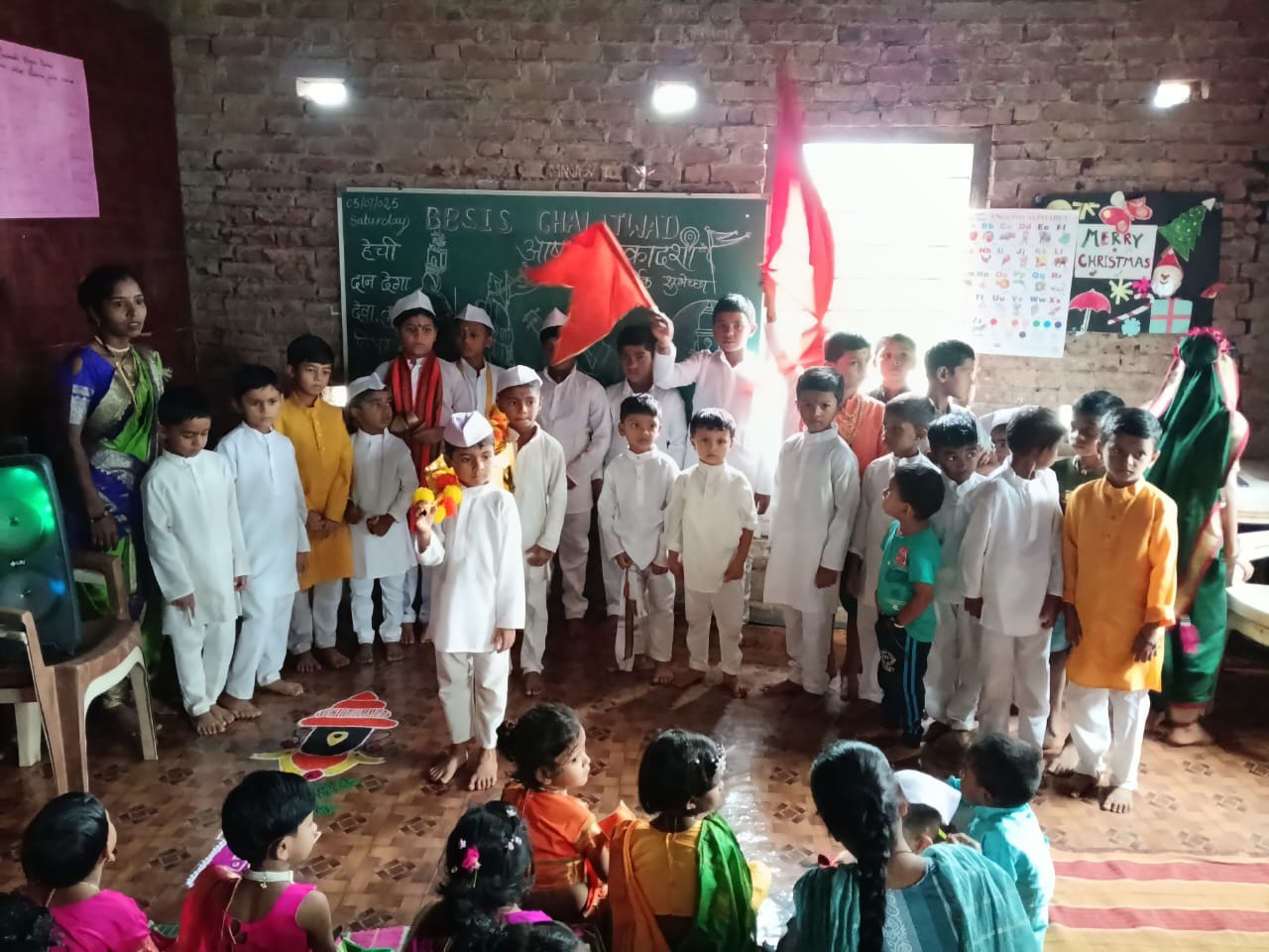 सौ.भावनादेवी भगवान सांबरे इंटरनॅशनल स्कूल चालतवड येथे आषाढी एकादशी सण साजरी...